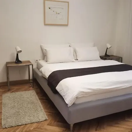 Two Bedroom With Parking * Belgrad