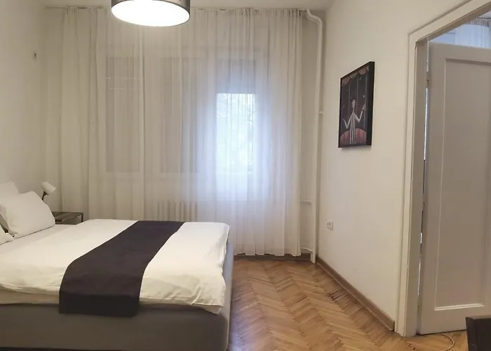 Two Bedroom With Parking 贝尔格莱德