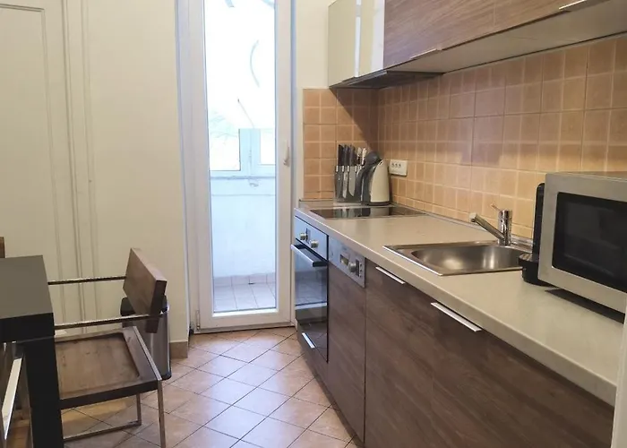 Two Bedroom With Parking 公寓 贝尔格莱德